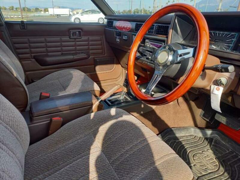 GLORIA WAGON