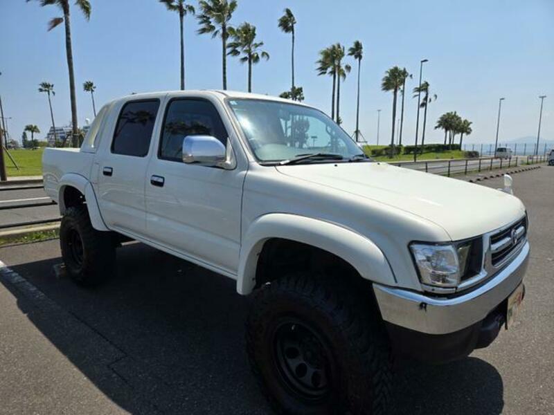 HILUX