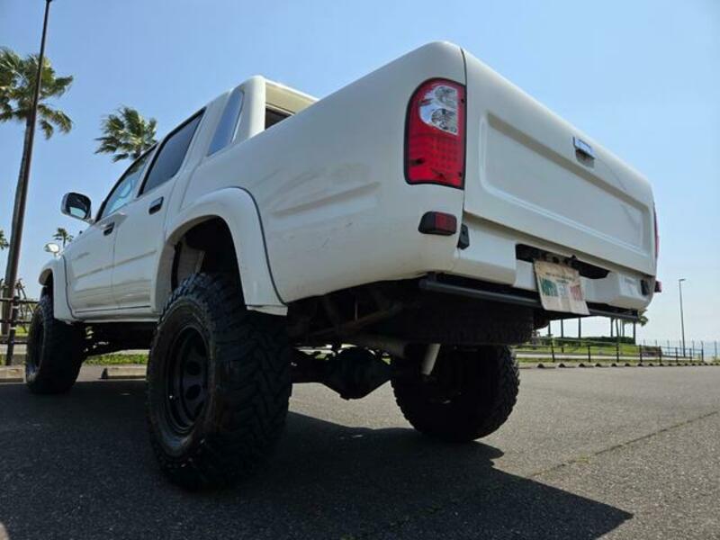 HILUX