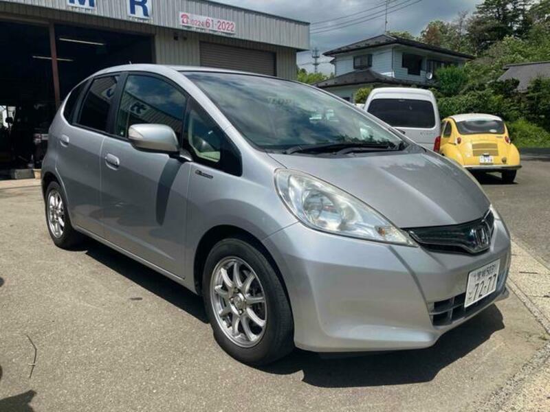 FIT HYBRID