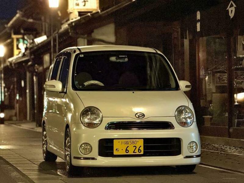DAIHATSU MOVE LATTE