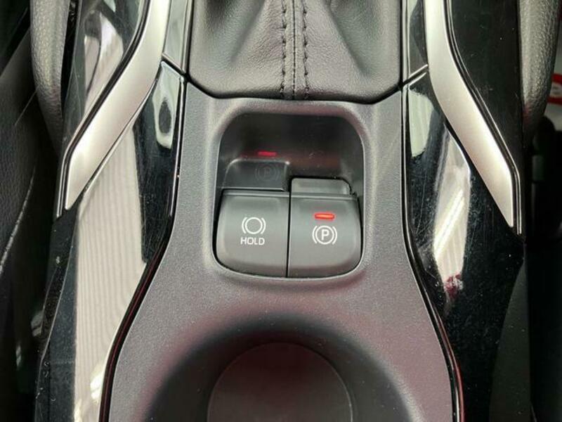 COROLLA CROSS