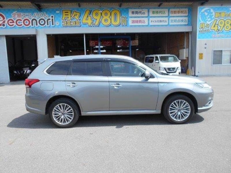 OUTLANDER PHEV