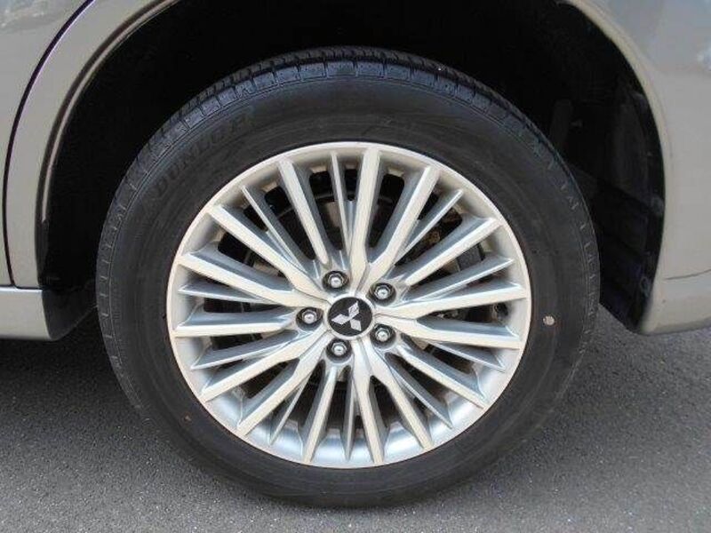 OUTLANDER PHEV