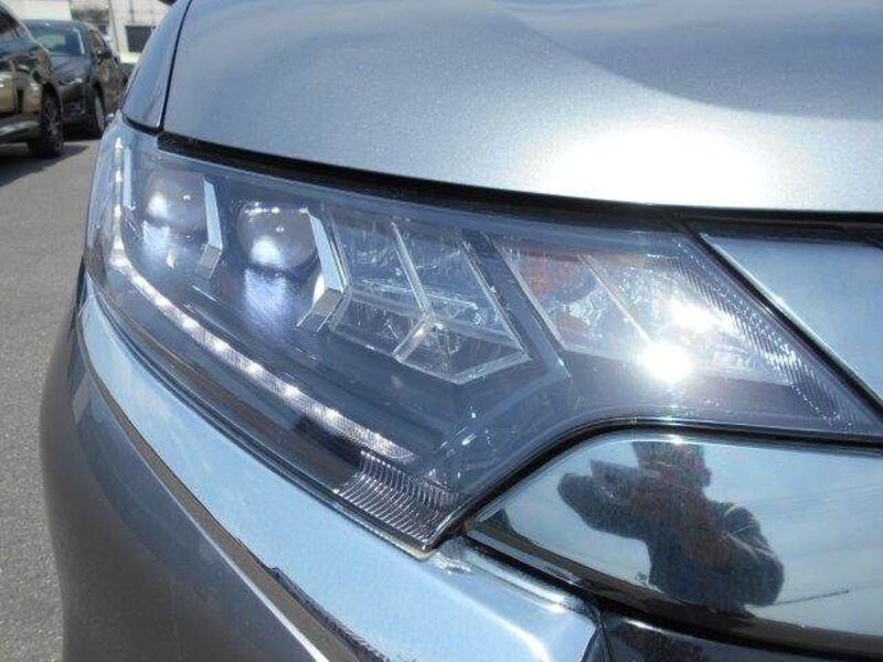 OUTLANDER PHEV