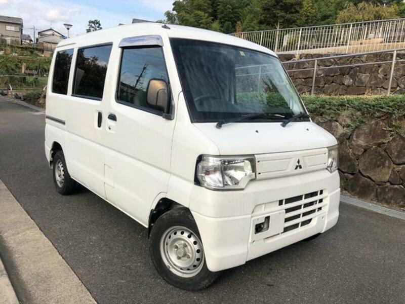 MINICAB VAN