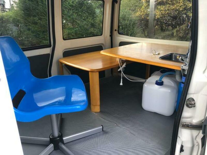MINICAB VAN