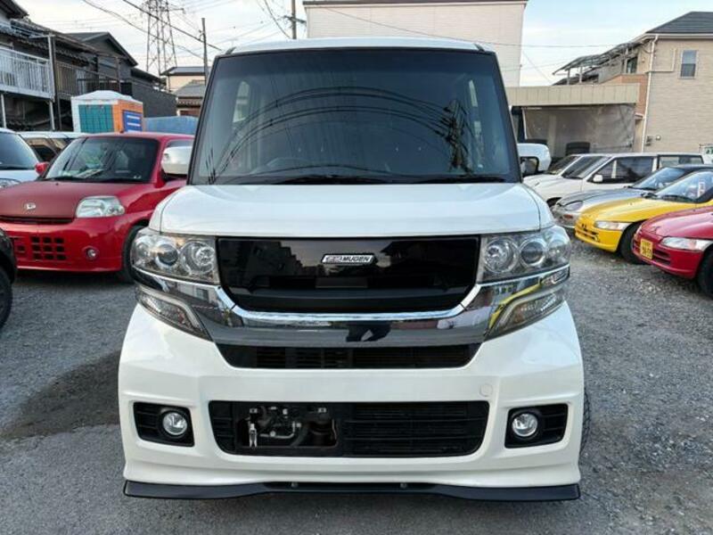 N BOX CUSTOM