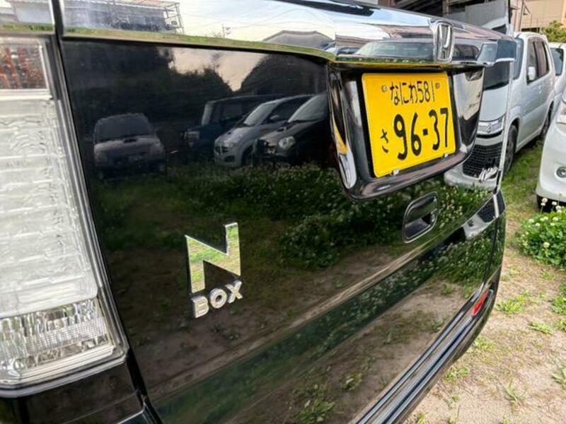 N BOX CUSTOM