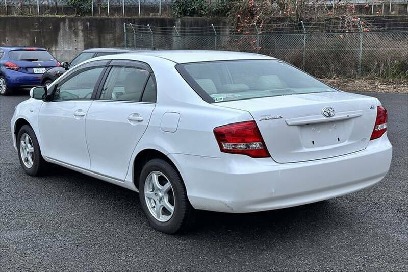 COROLLA AXIO