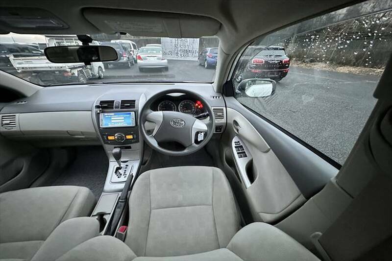 COROLLA AXIO
