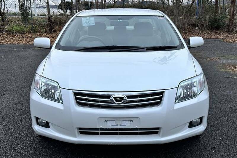 COROLLA AXIO