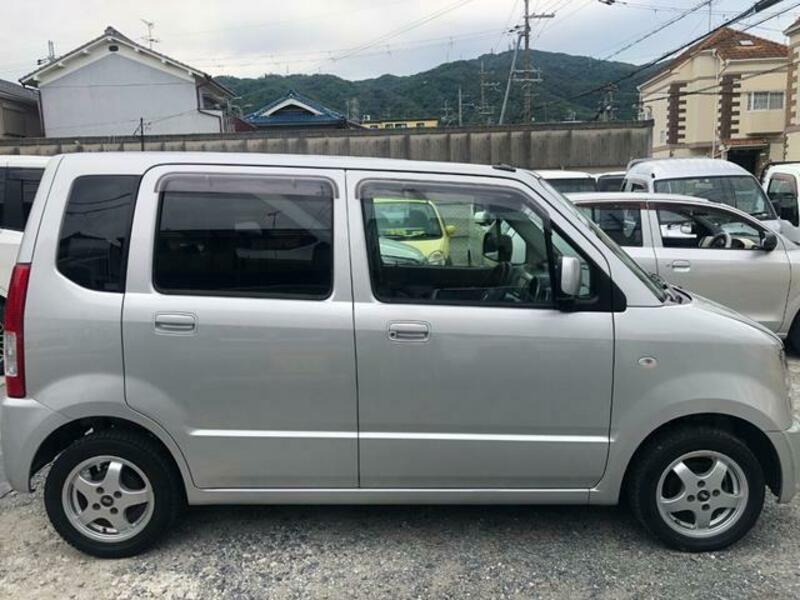 WAGON R