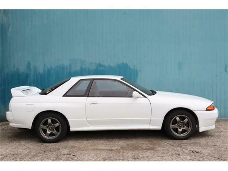 SKYLINE