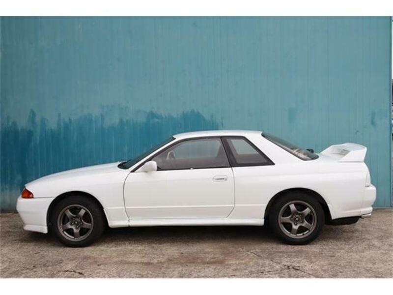SKYLINE