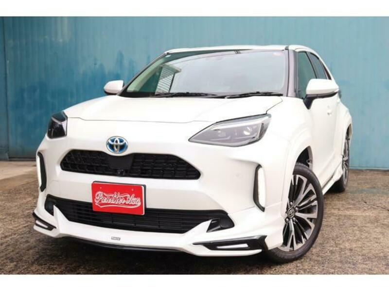 YARIS CROSS