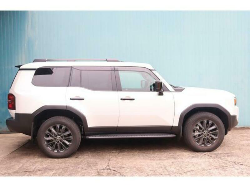 LAND CRUISER 250
