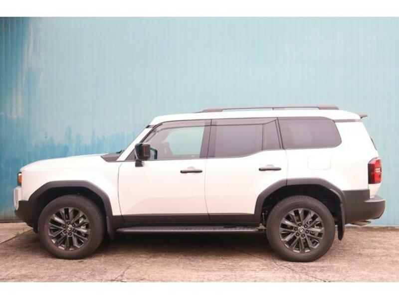 LAND CRUISER 250