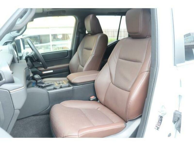 LAND CRUISER 250