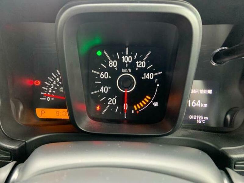 N-VAN