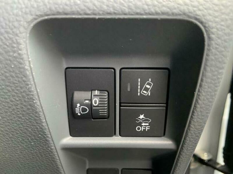 N-VAN