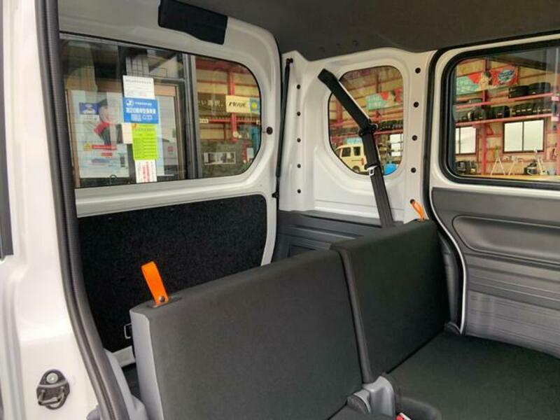 N-VAN