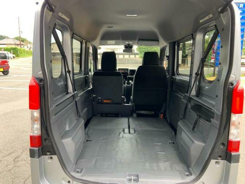 N-VAN
