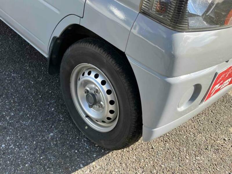 MINICAB TRUCK
