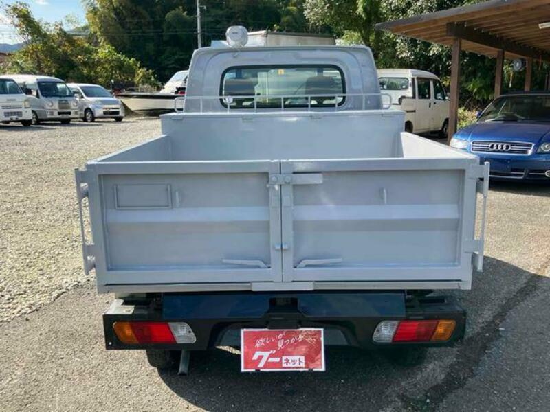 MINICAB TRUCK
