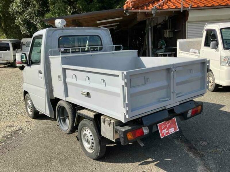 MINICAB TRUCK