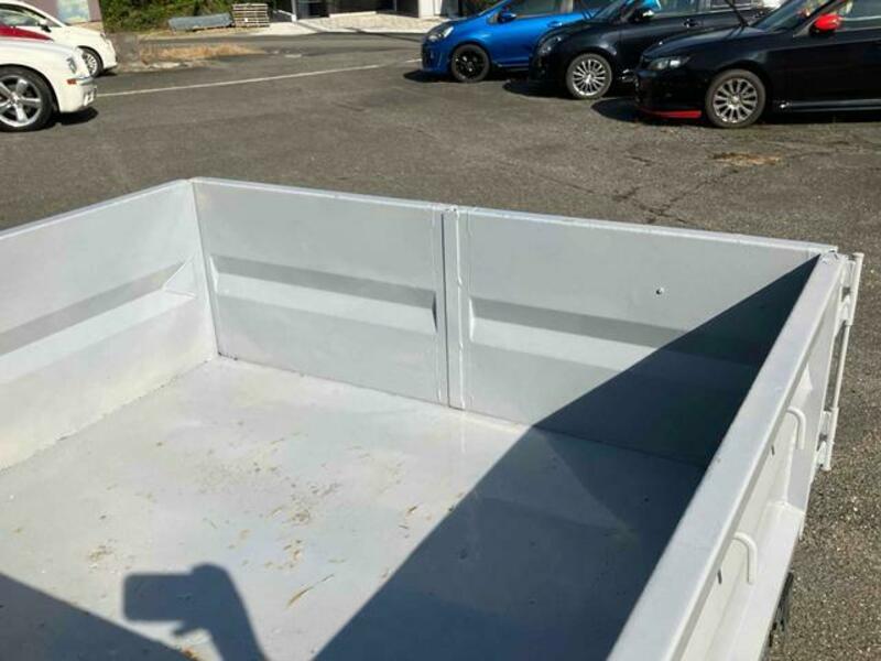 MINICAB TRUCK
