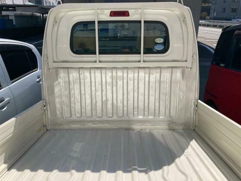CLIPPER TRUCK