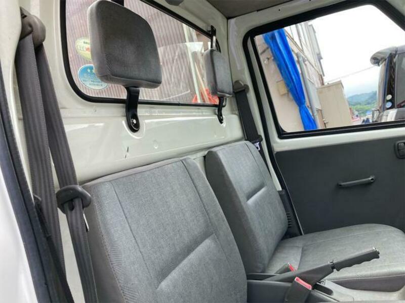 CLIPPER TRUCK