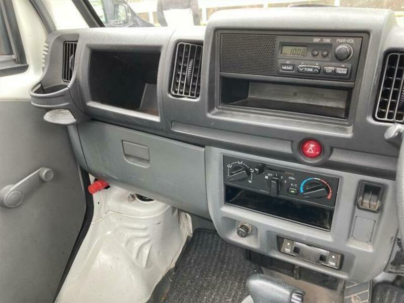 CLIPPER TRUCK