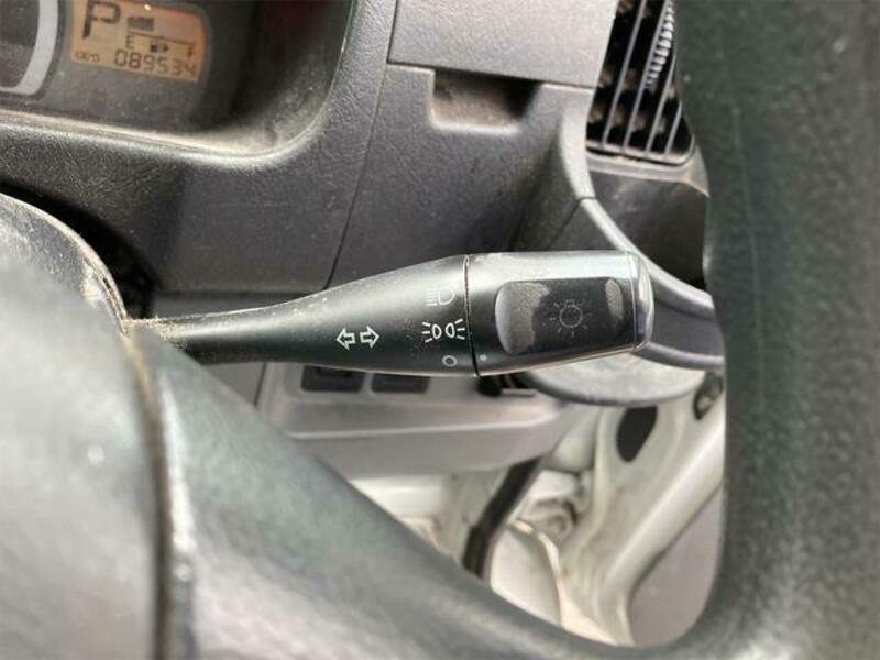 CLIPPER TRUCK