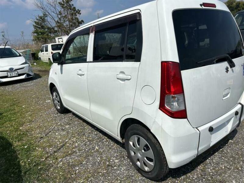 WAGON R