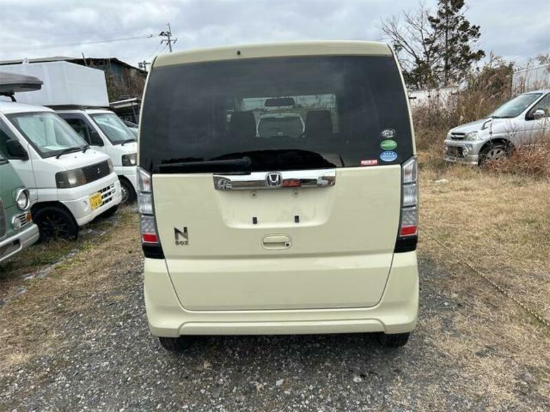 N BOX