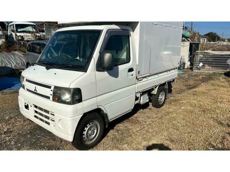 MINICAB TRUCK