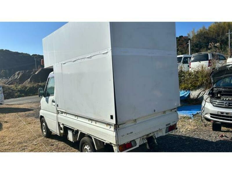 MINICAB TRUCK