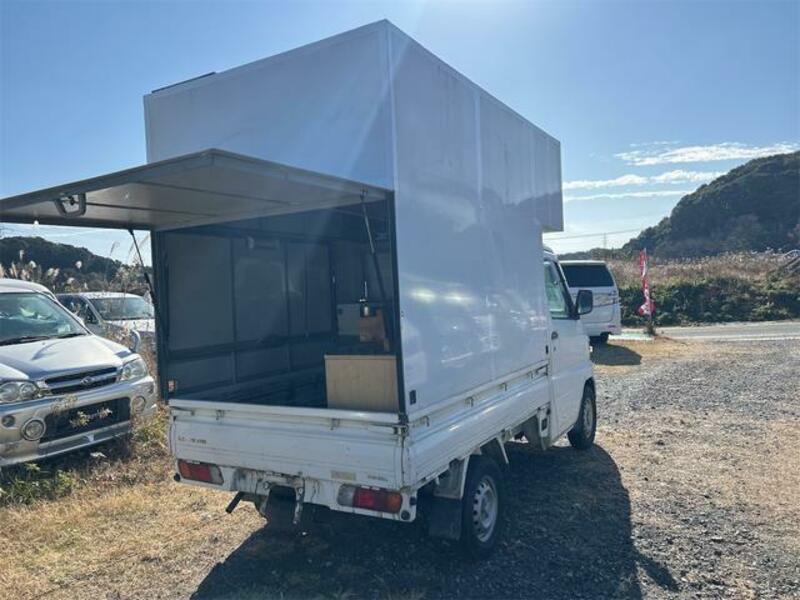 MINICAB TRUCK