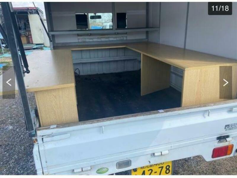 MINICAB TRUCK