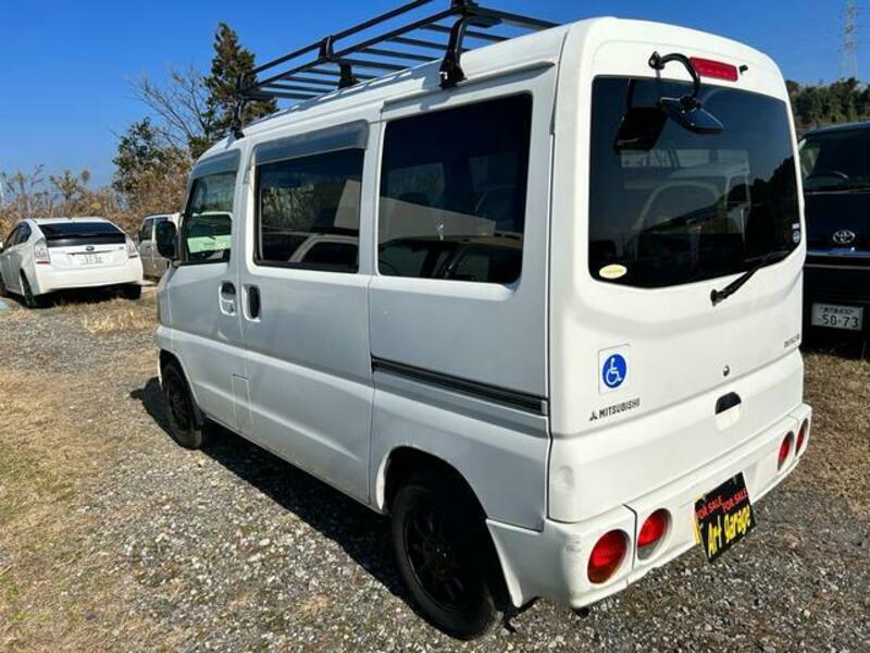 MINICAB VAN