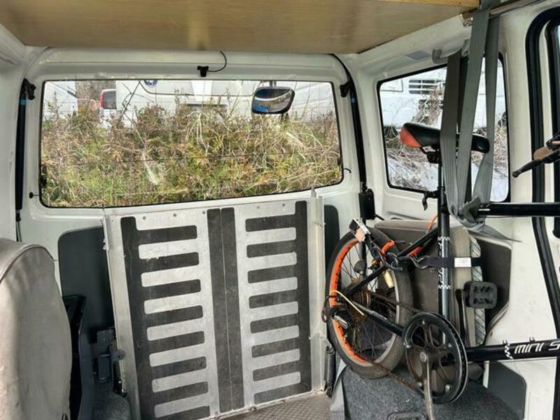 MINICAB VAN