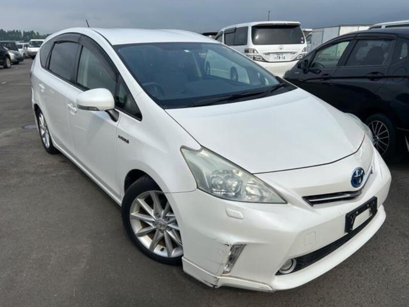PRIUS ALPHA