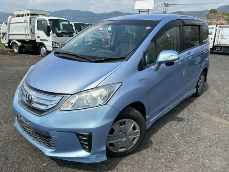 HONDA FREED HYBRID