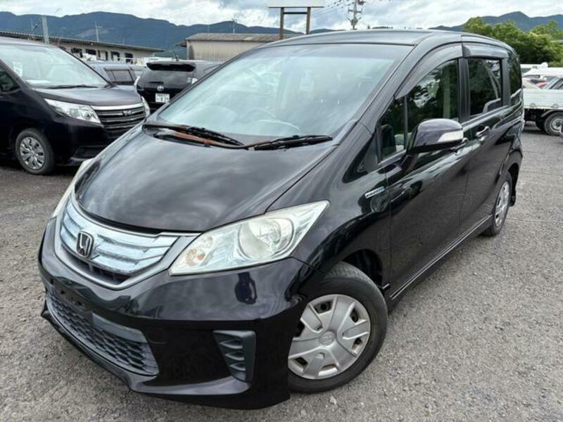 HONDA FREED HYBRID
