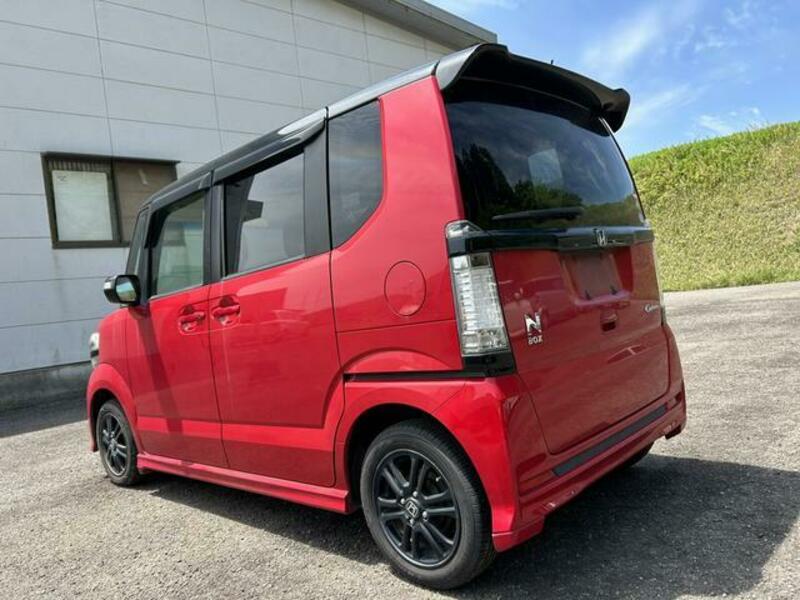 N BOX CUSTOM