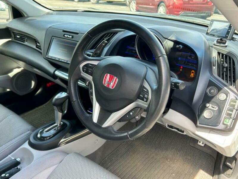 CR-Z