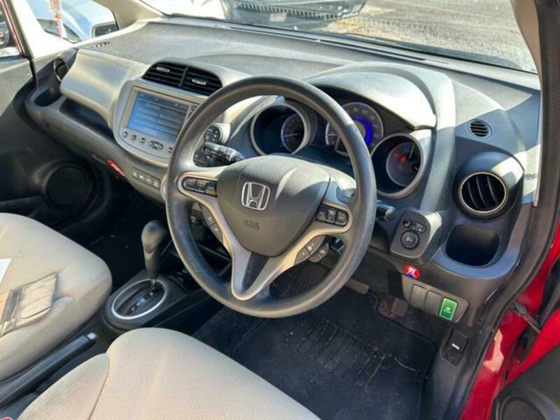 FIT HYBRID