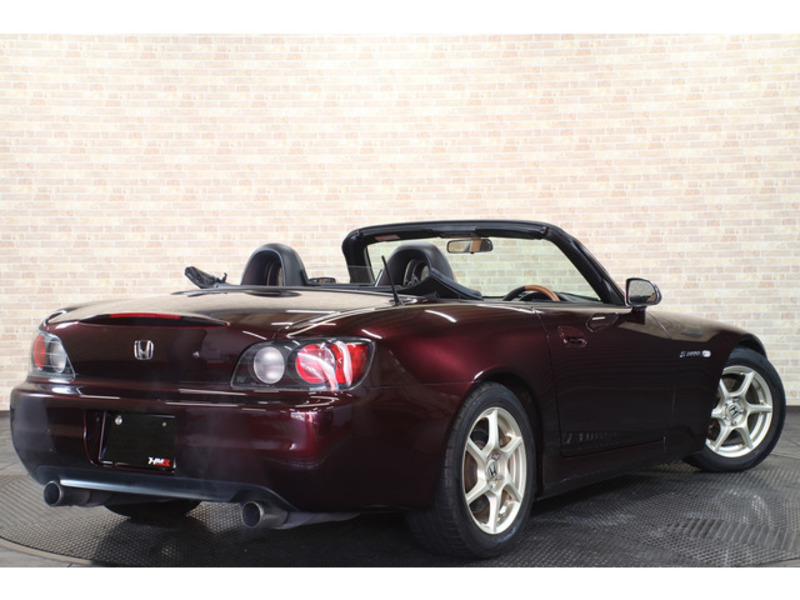 S2000